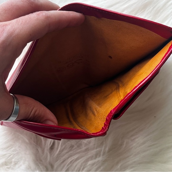 Vintage Gucci Red Leather Dome Lilypad Wallet Small Clutch Rare - Picture 15 of 16